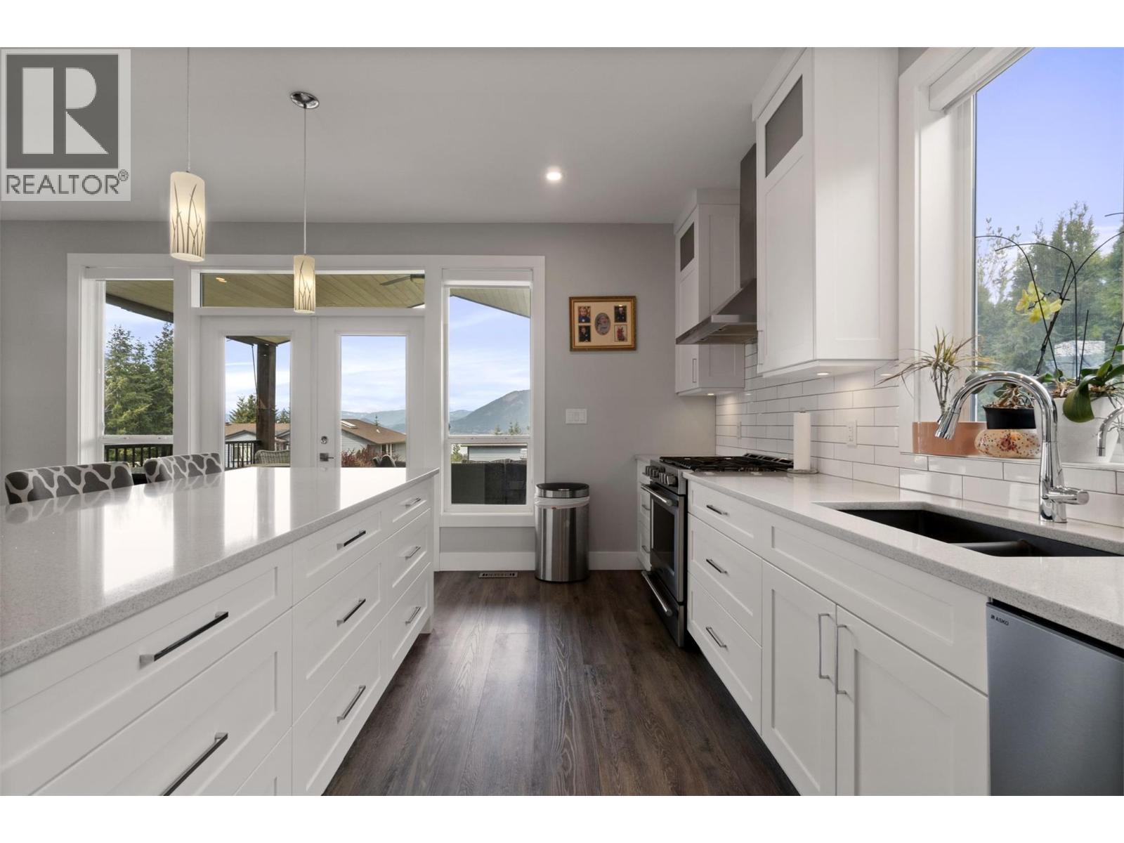  1351 15 Avenue Southeast, Salmon Arm