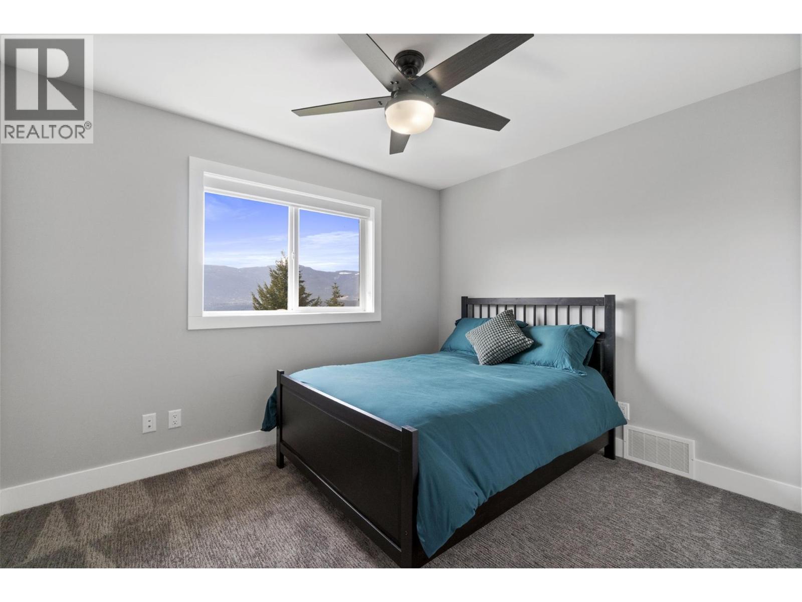  1351 15 Avenue Southeast, Salmon Arm