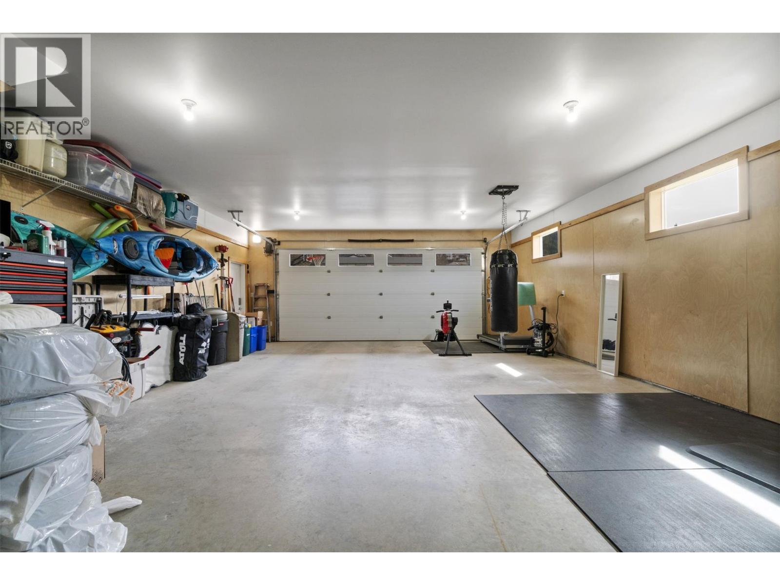  1351 15 Avenue Southeast, Salmon Arm