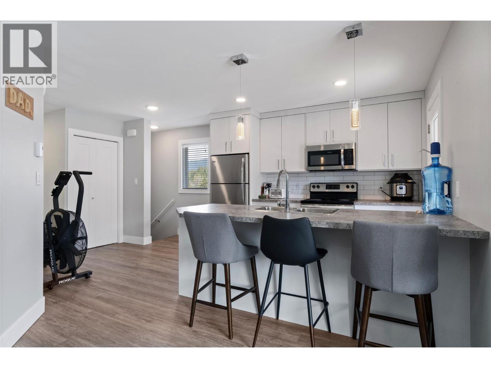  1351 15 Avenue Southeast, Salmon Arm