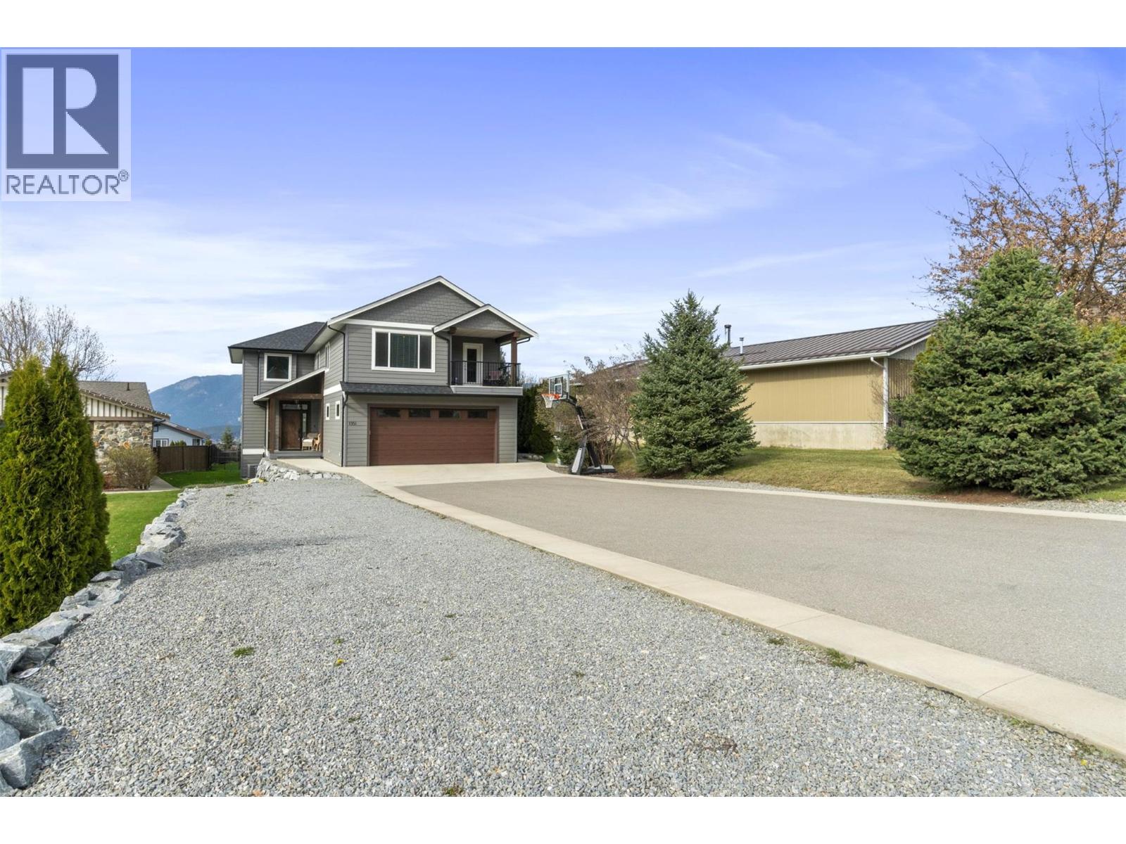  1351 15 Avenue Southeast, Salmon Arm
