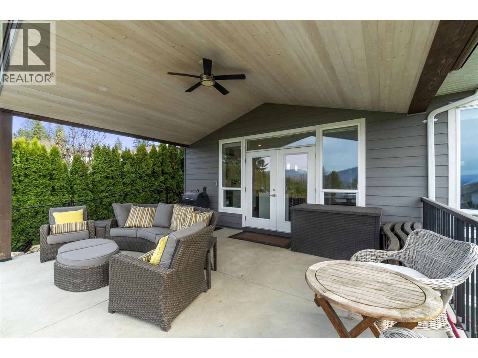  1351 15 Avenue Southeast, Salmon Arm
