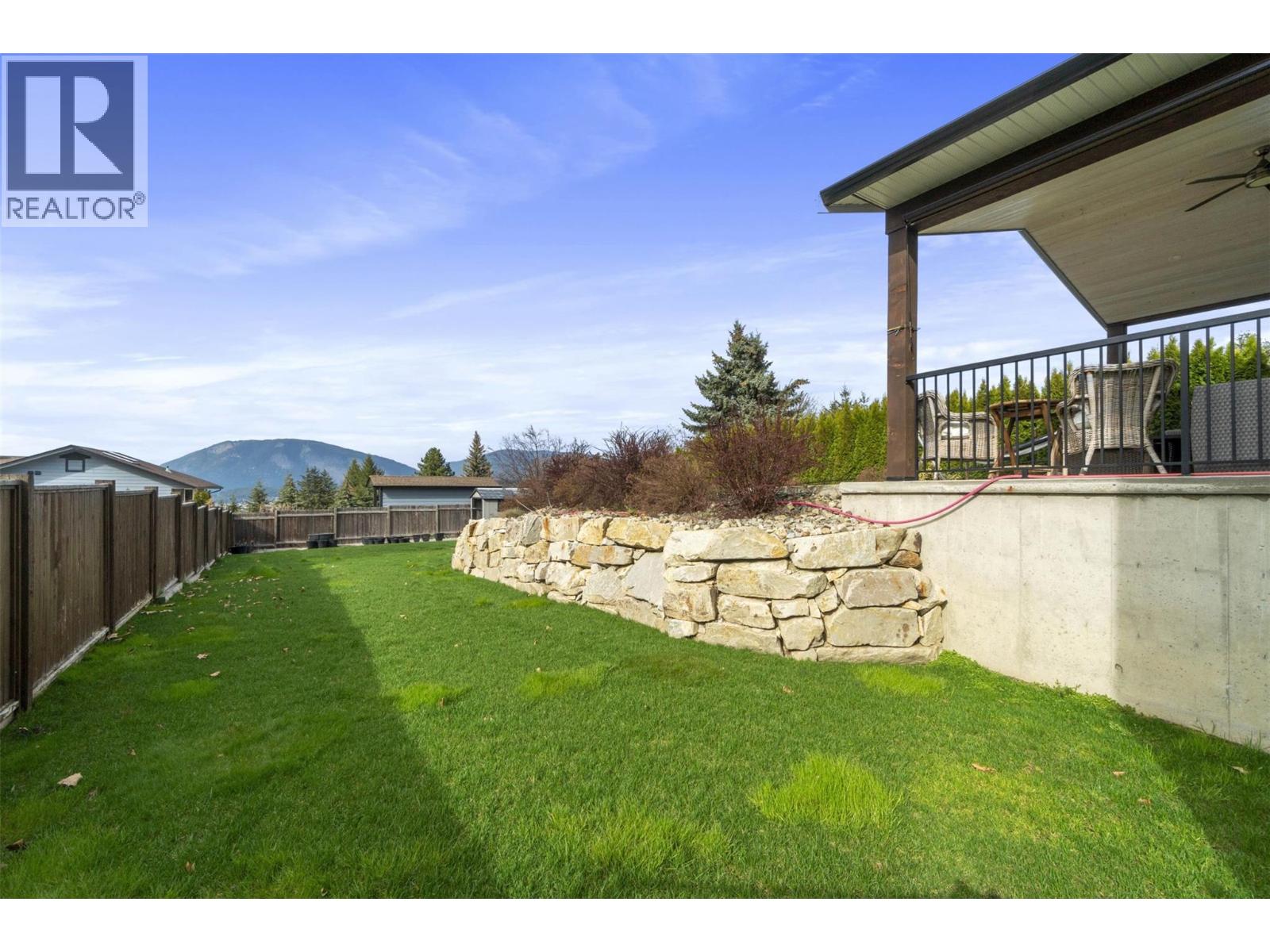  1351 15 Avenue Southeast, Salmon Arm