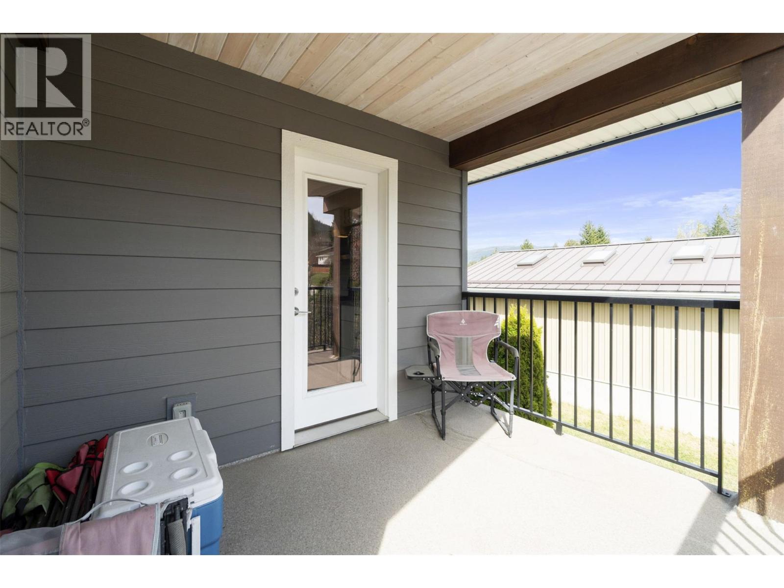  1351 15 Avenue Southeast, Salmon Arm