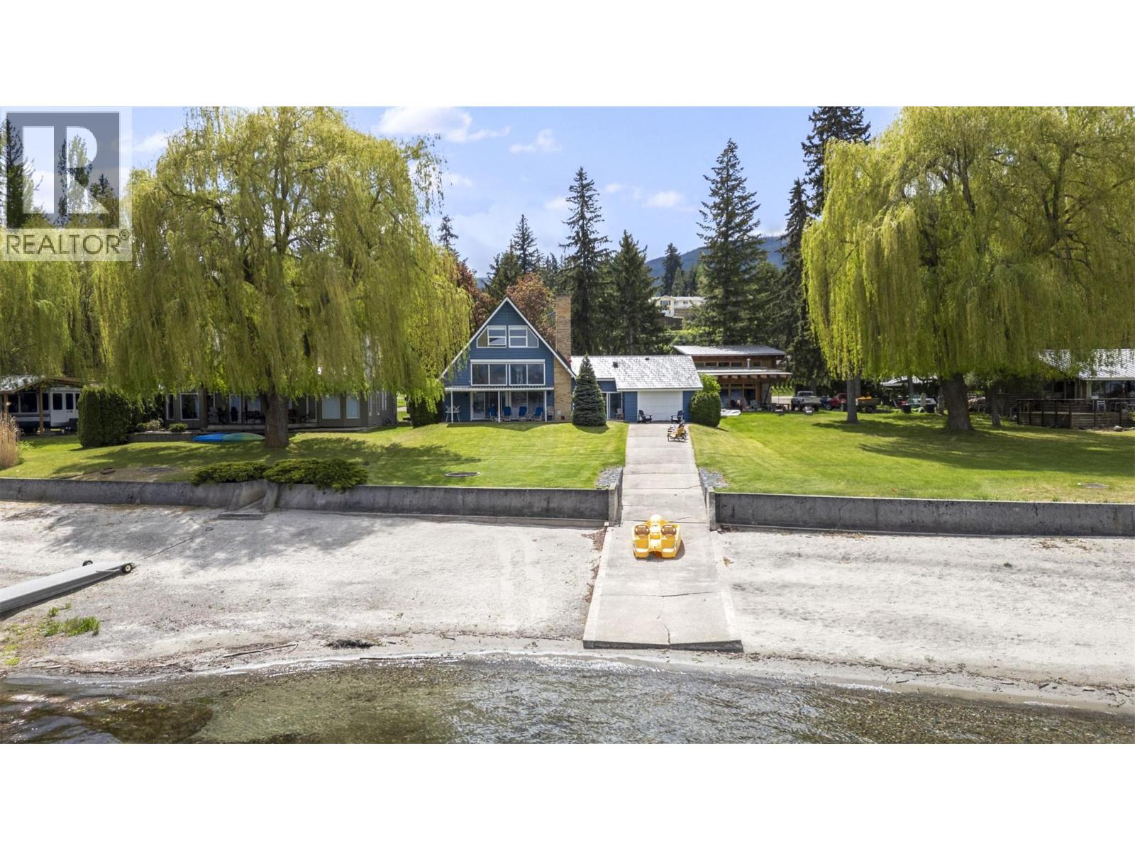 Photo 7 of 1263 Dieppe Road, Sorrento BC