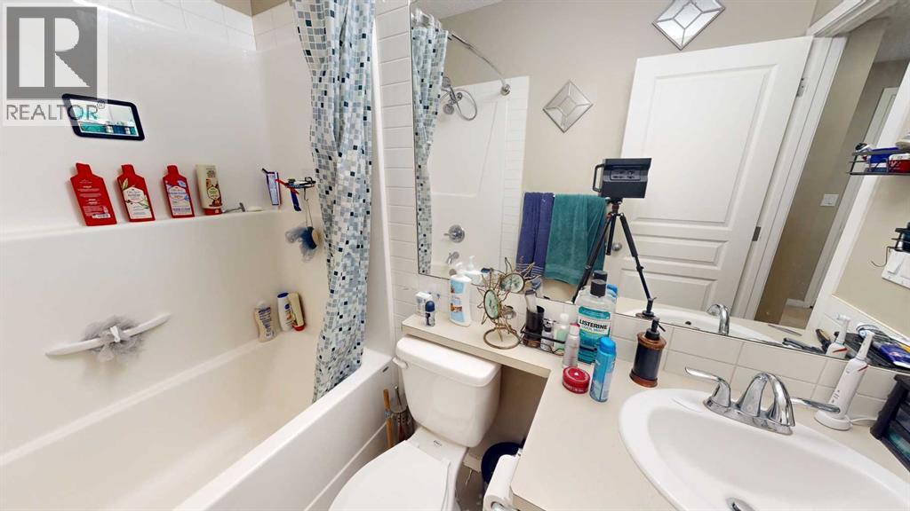 Single Family House for Sale in  New Brighton Grove SE New Brighton Calgary 