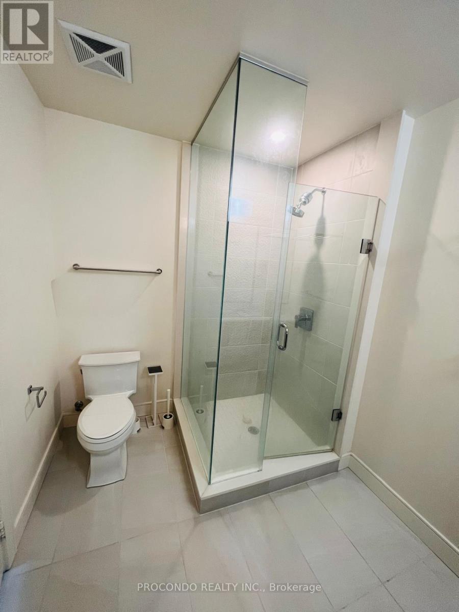 Photo 10 of 350 1575 Lakeshore Road W, Mississauga ON