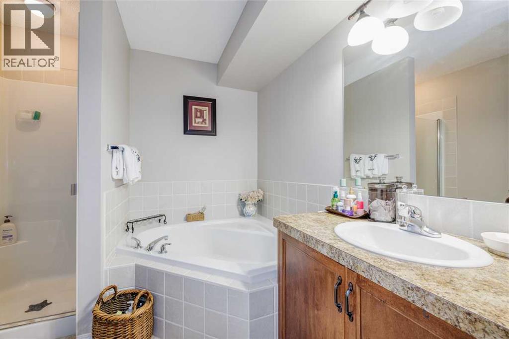 Single Family House for Sale in  Royal Oak Circle NW Royal Oak Calgary 