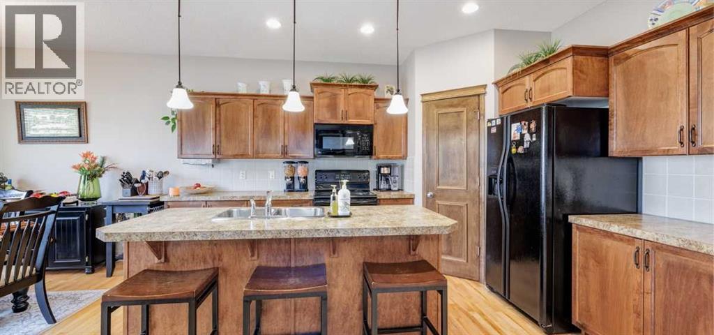 Single Family House for Sale in  Royal Oak Circle NW Royal Oak Calgary 
