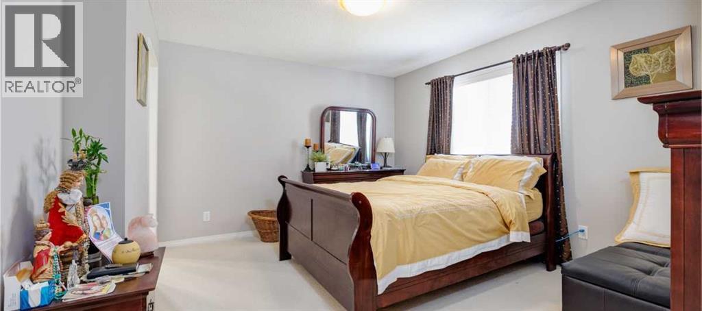 Single Family House for Sale in  Royal Oak Circle NW Royal Oak Calgary 