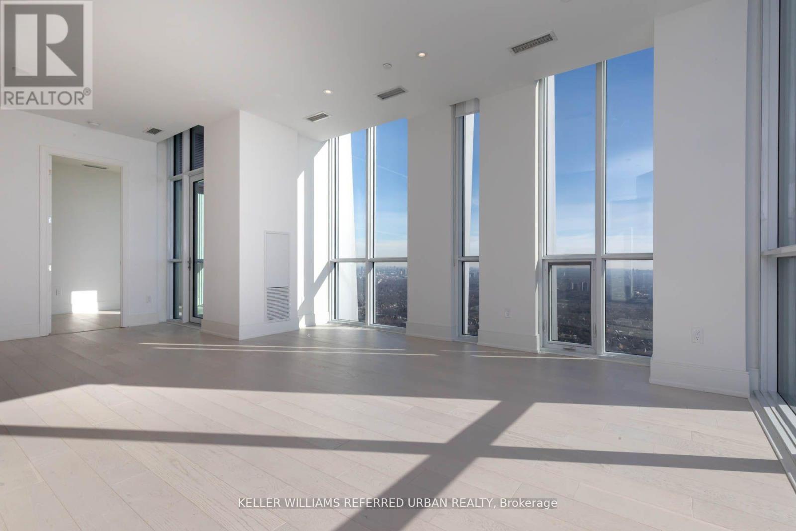 Photo 9 of Ph 06 1 Yorkville Avenue, Toronto ON