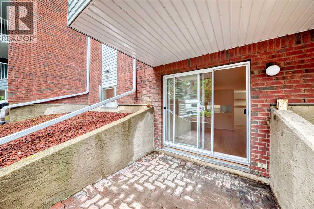 Single Family House for Sale in    Avenue SW Windsor Park Calgary 