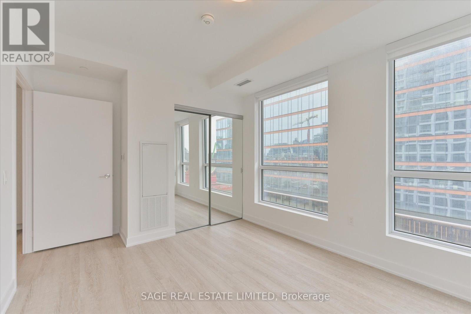 Photo 27 of 723 15 Richardson Street, Toronto ON