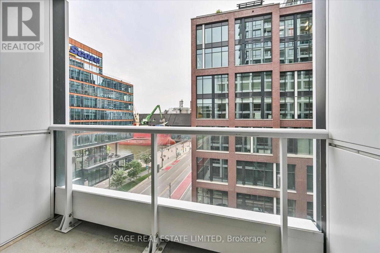 Photo 33 of 723 15 Richardson Street, Toronto ON