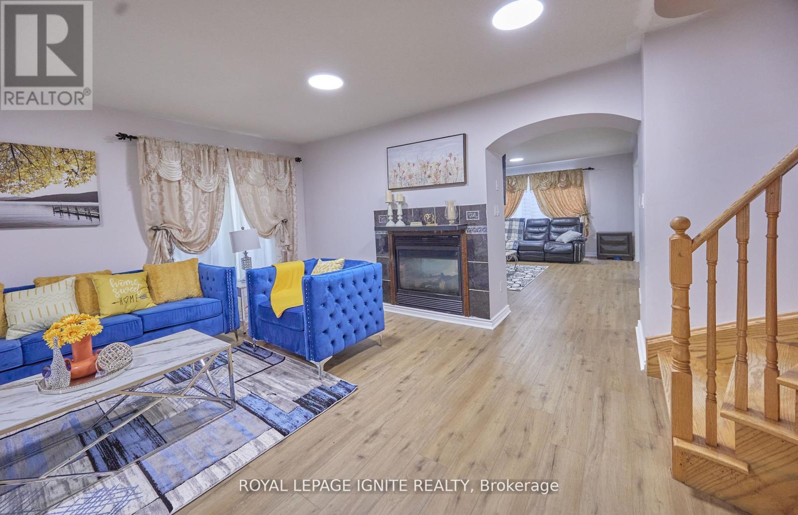 Photo 3 of 1162 Meath Drive, Oshawa ON