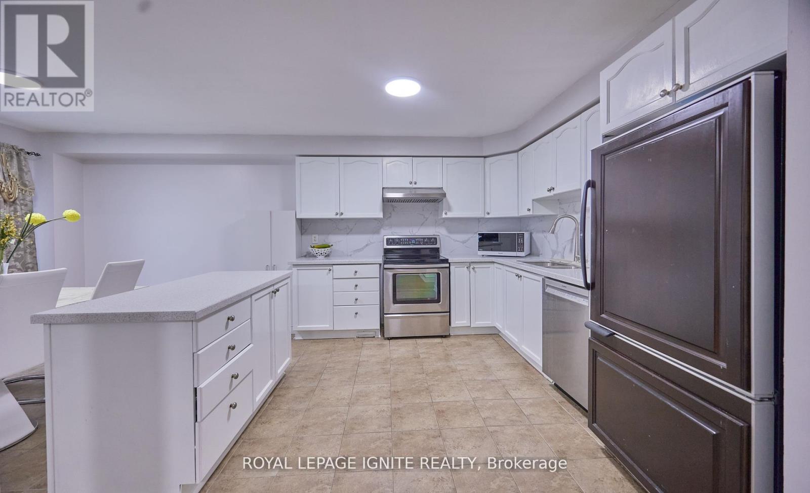 Photo 11 of 1162 Meath Drive, Oshawa ON