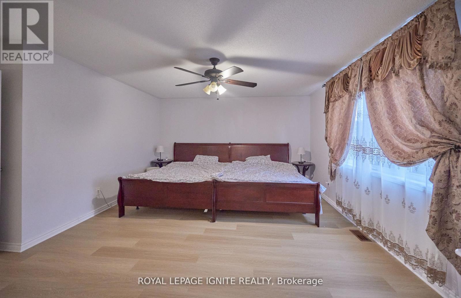 Photo 33 of 1162 Meath Drive, Oshawa ON