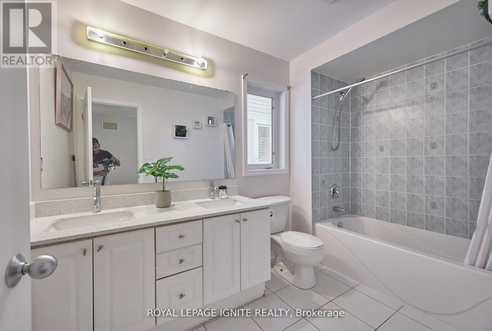 Photo 20 of 1162 Meath Drive, Oshawa ON