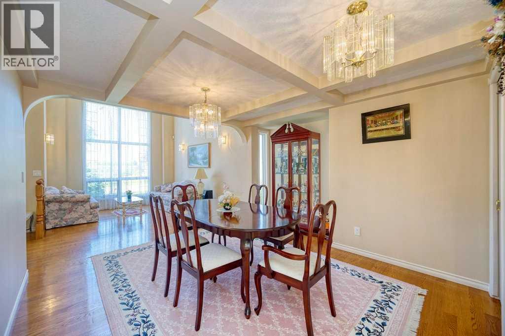 Single Family House for Sale in  Edgevalley Way NW Edgemont Calgary 