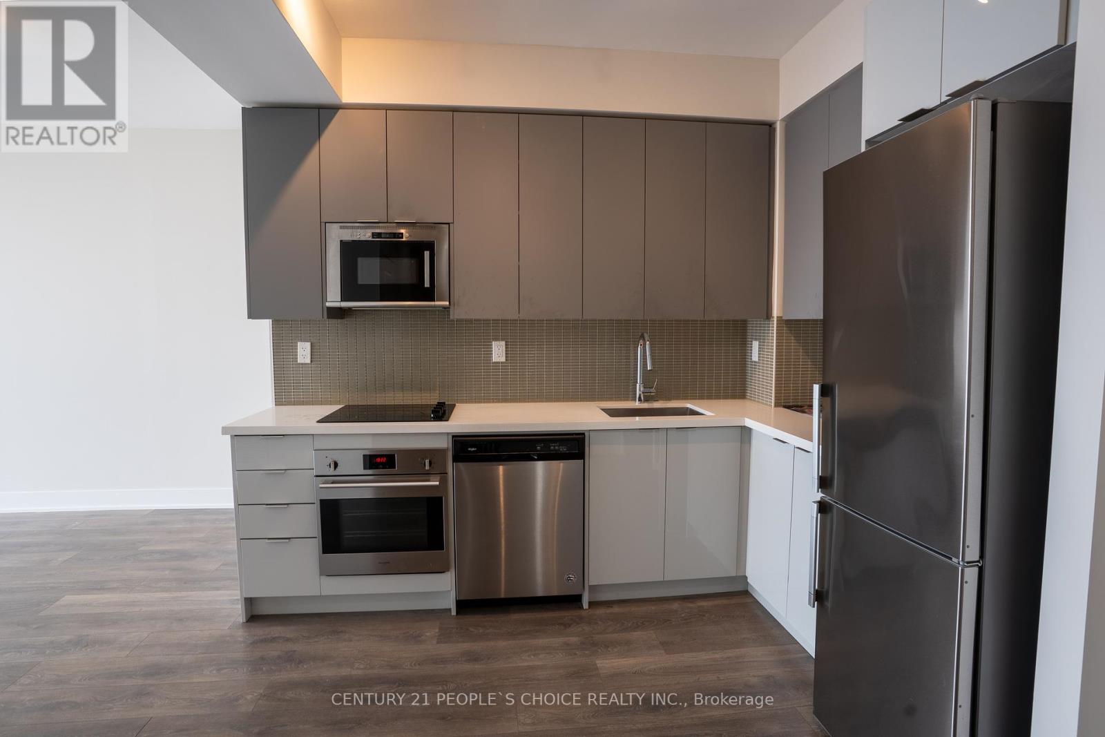 Photo 10 of 3601 2908 Highway 7 Road, Vaughan ON