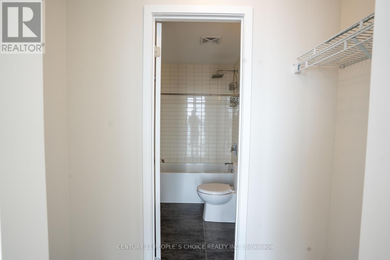 Photo 18 of 3601 2908 Highway 7 Road, Vaughan ON