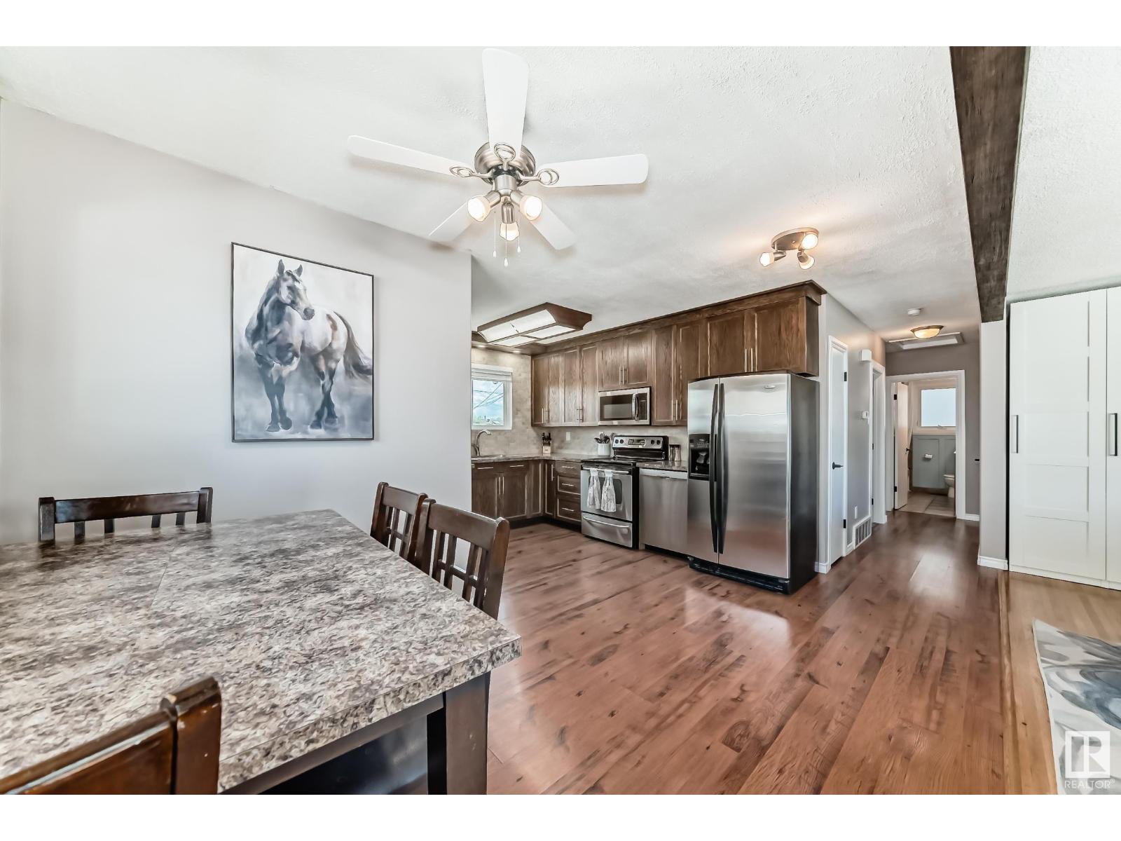 Photo 38 of 8511 70 St Nw, Edmonton AB