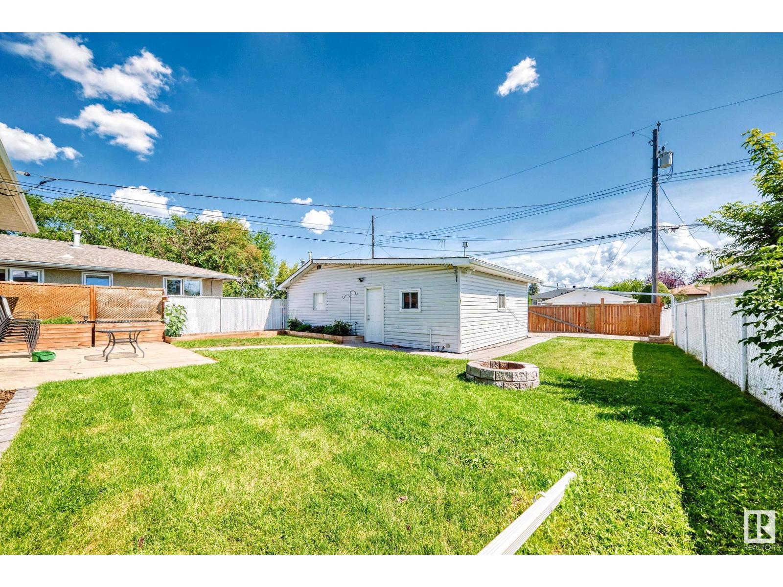 Photo 45 of 8511 70 St Nw, Edmonton AB