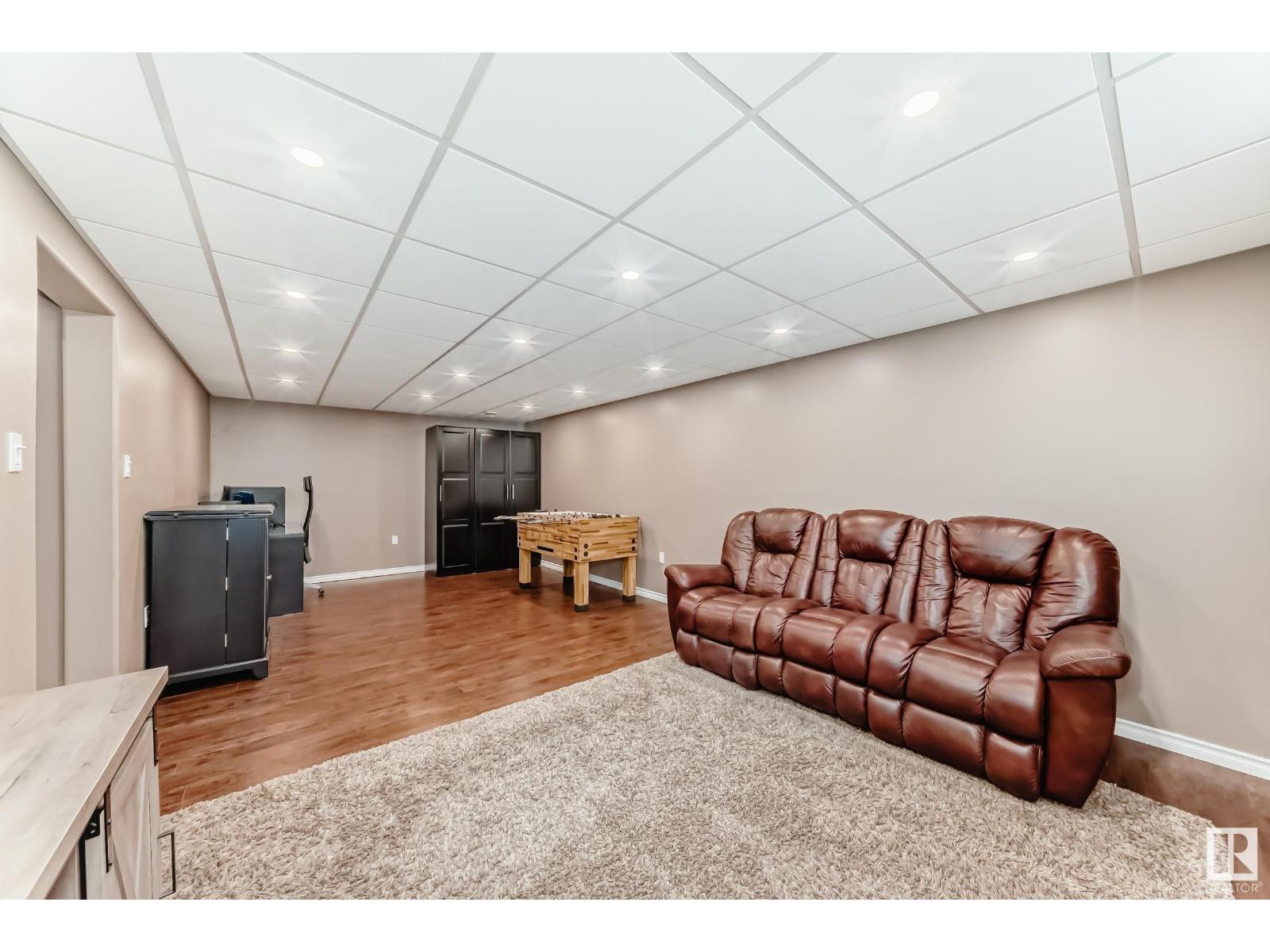 Photo 4 of 8511 70 St Nw, Edmonton AB