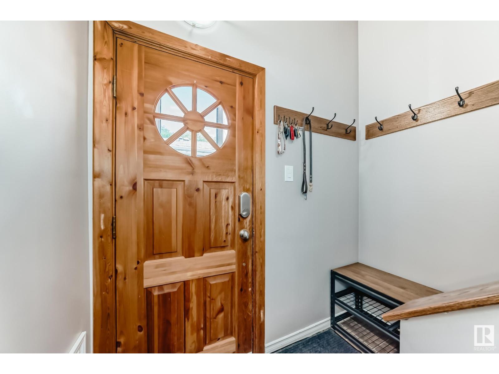 Photo 28 of 8511 70 St Nw, Edmonton AB