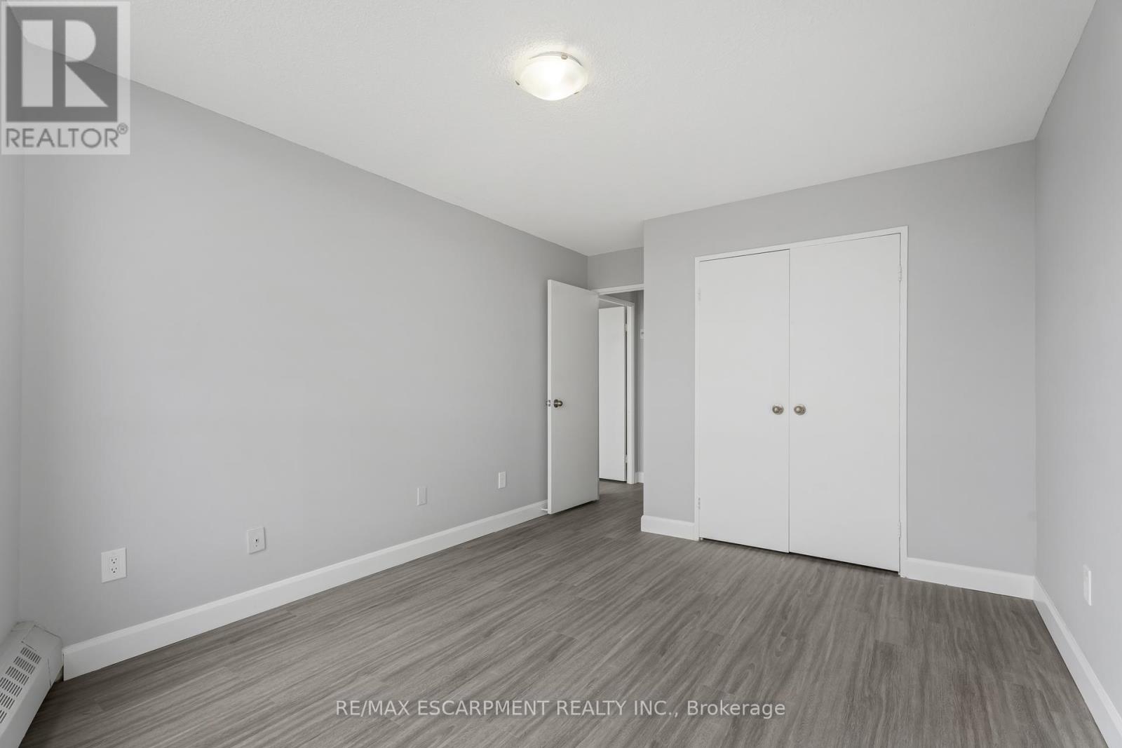 Photo 15 of 3308 150 Charlton Avenue E, Hamilton ON