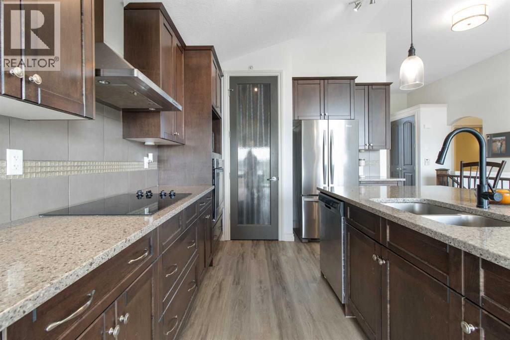 Photo 13 of 11 Muirfield Close, Lyalta AB