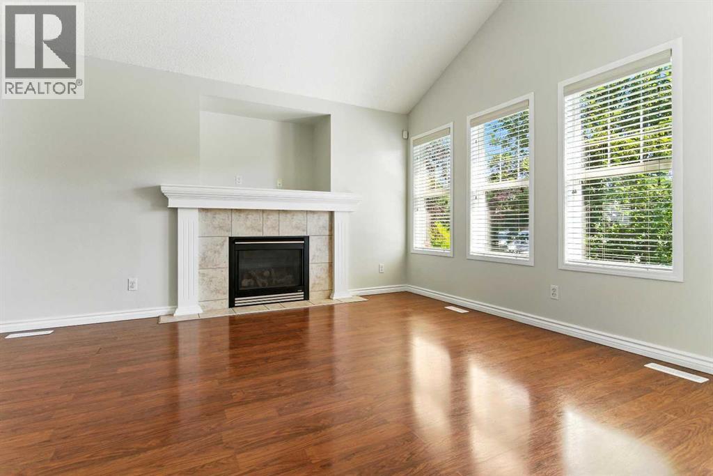Single Family House 4 Level for Sale in  Evermeadow Road SW Evergreen Calgary 
