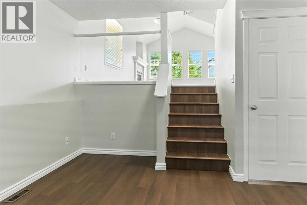 Single Family House 4 Level for Sale in  Evermeadow Road SW Evergreen Calgary 