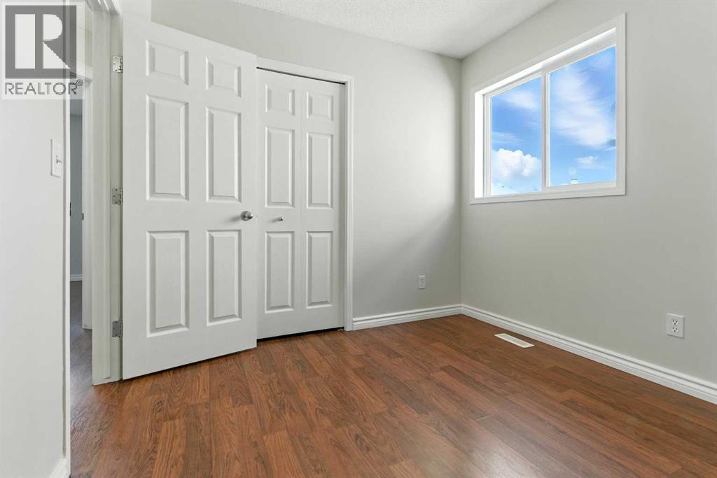 Single Family House 4 Level for Sale in  Evermeadow Road SW Evergreen Calgary 
