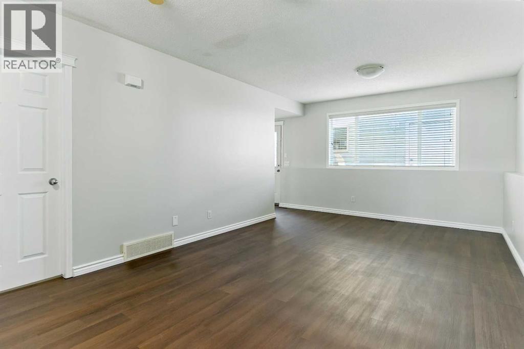 Single Family House 4 Level for Sale in  Evermeadow Road SW Evergreen Calgary 