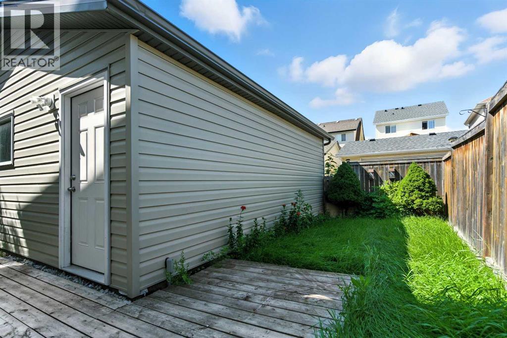 Single Family House 4 Level for Sale in  Evermeadow Road SW Evergreen Calgary 