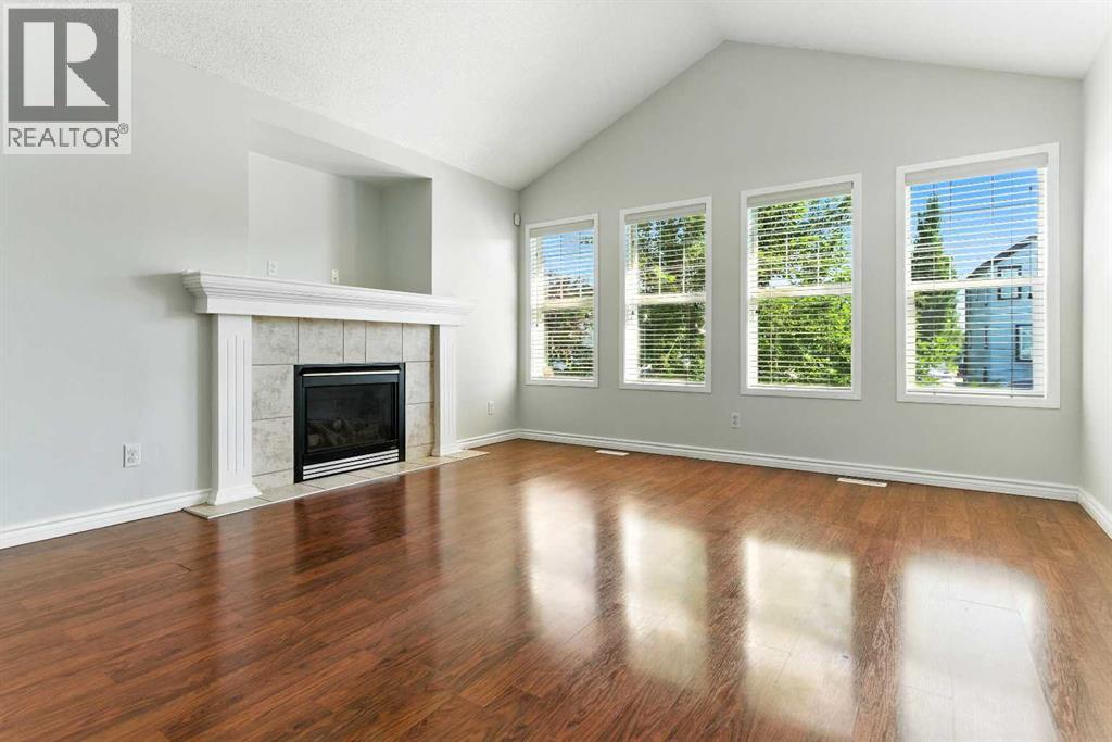 Single Family House 4 Level for Sale in  Evermeadow Road SW Evergreen Calgary 