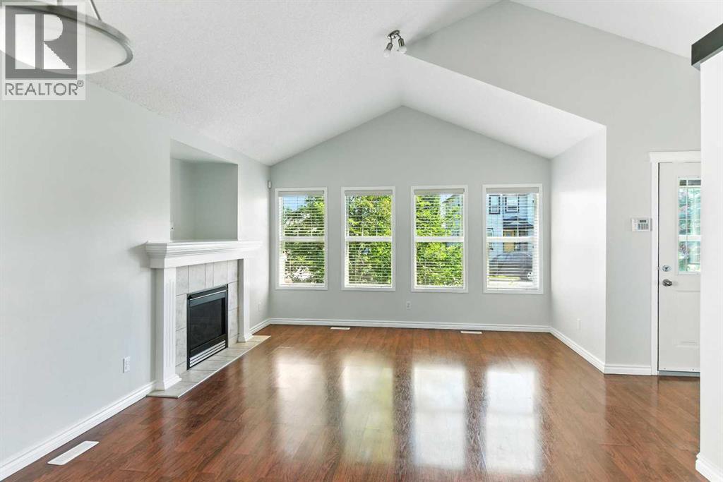 Single Family House 4 Level for Sale in  Evermeadow Road SW Evergreen Calgary 