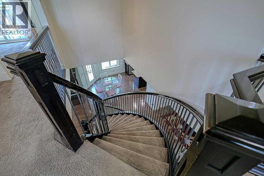 Single Family House for Sale in  Rockcliff Point NW Rocky Ridge Calgary 