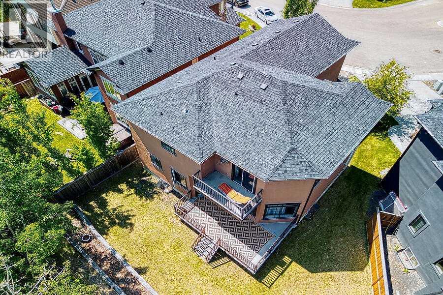 Single Family House for Sale in  Rockcliff Point NW Rocky Ridge Calgary 
