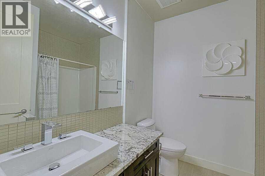 Single Family House for Sale in  Rockcliff Point NW Rocky Ridge Calgary 