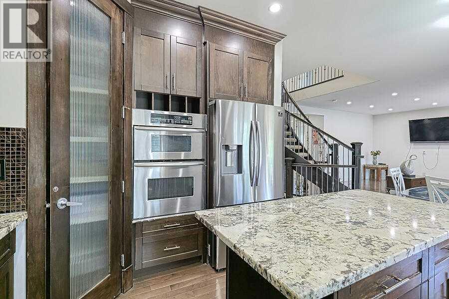 Single Family House for Sale in  Rockcliff Point NW Rocky Ridge Calgary 