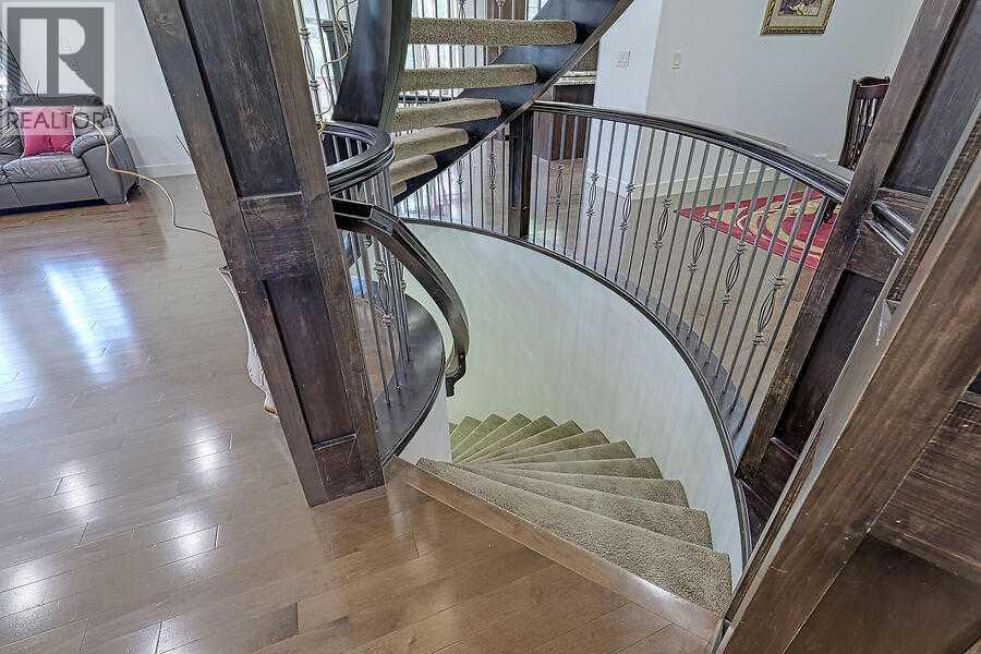 Single Family House for Sale in  Rockcliff Point NW Rocky Ridge Calgary 