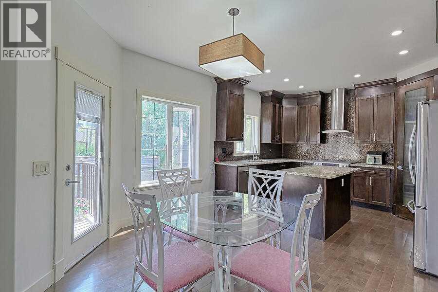 Single Family House for Sale in  Rockcliff Point NW Rocky Ridge Calgary 