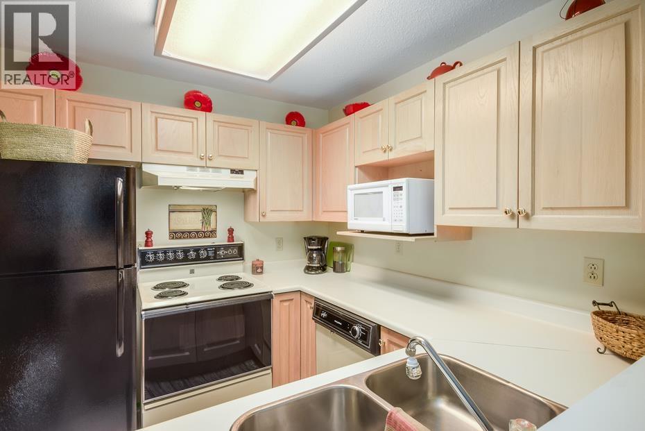 Photo 9 of 109 1187 Pipeline Road, Coquitlam BC