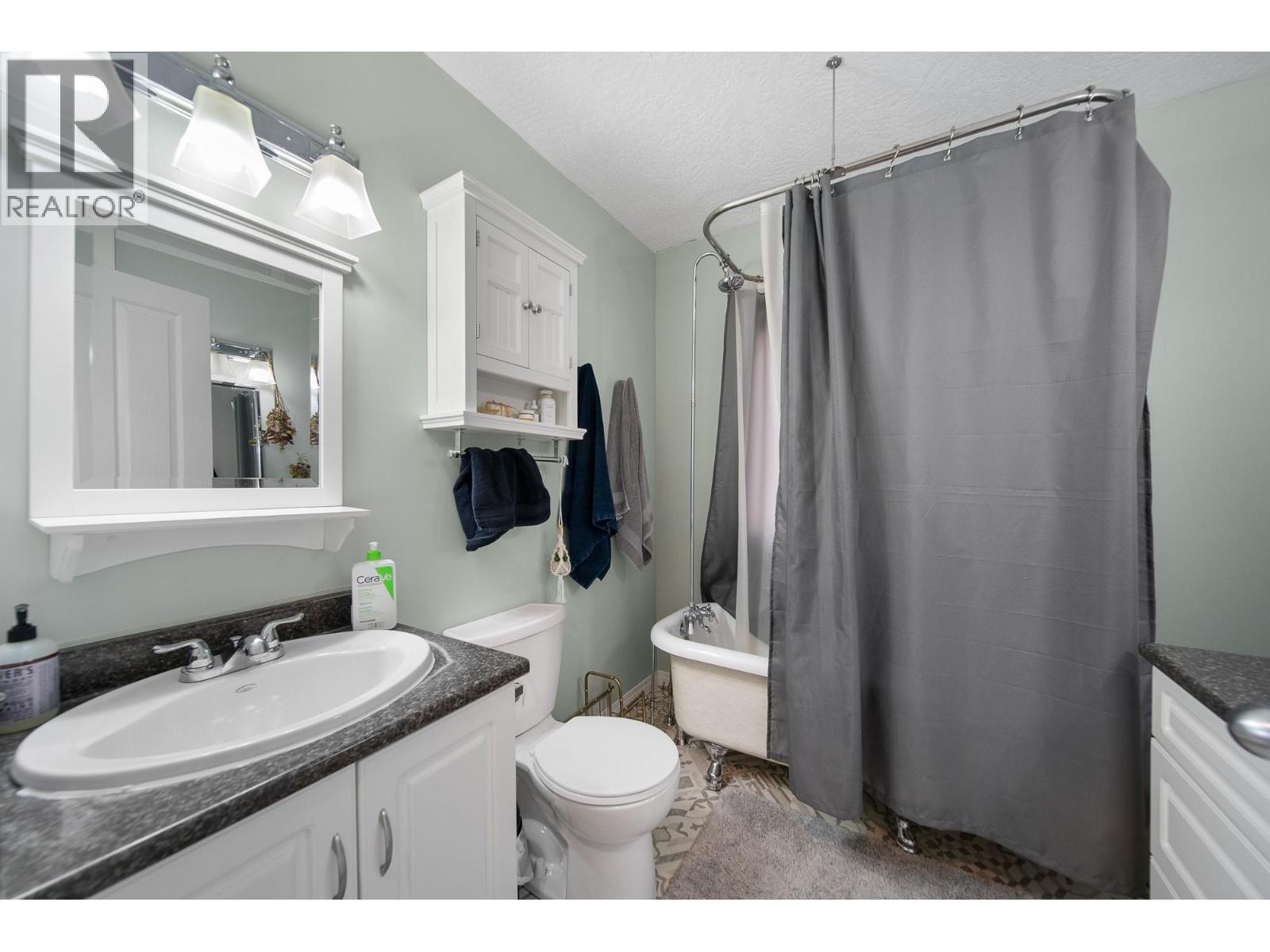 Photo 24 of 2701 S Coldwater Road, Merritt BC