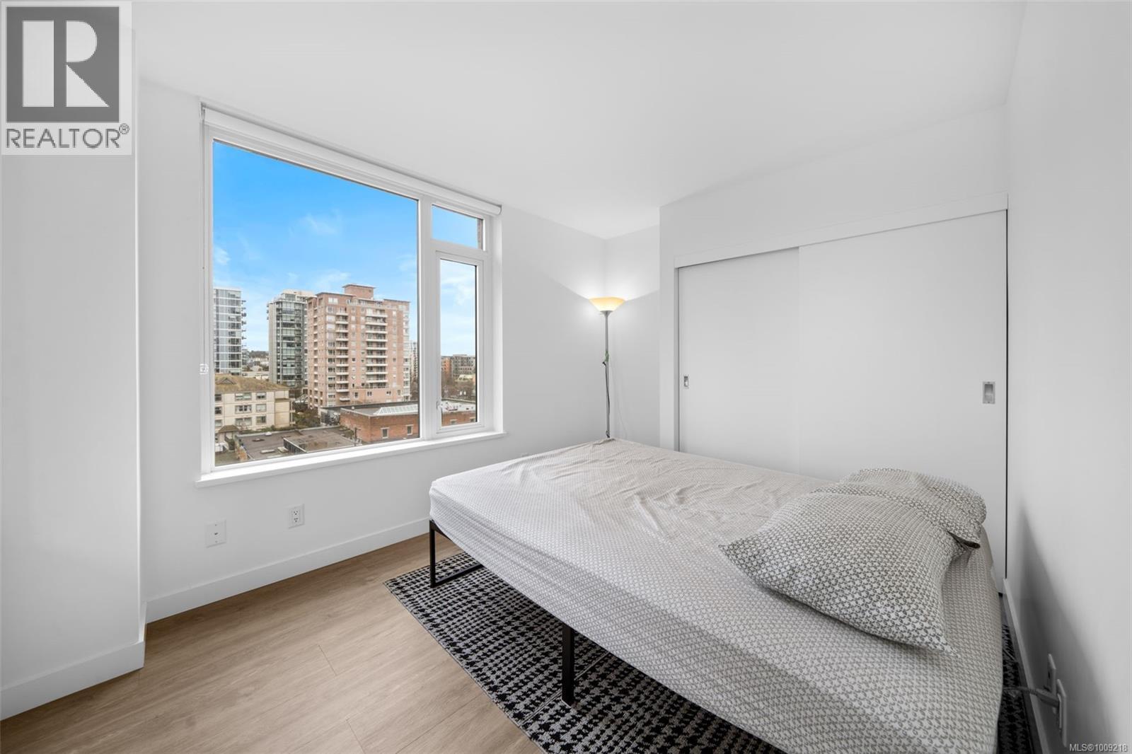 802 845 Johnson Street, Victoria