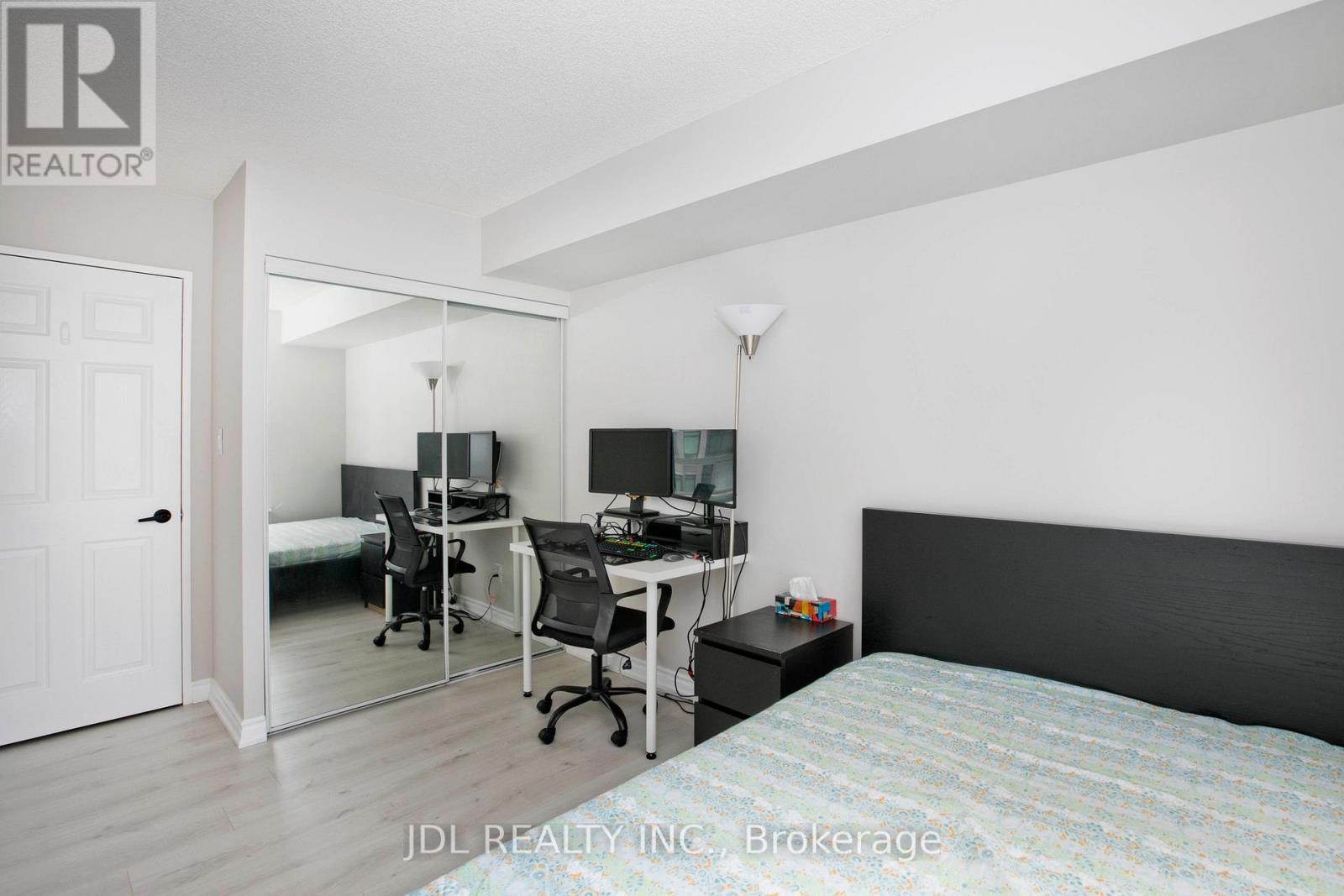 Photo 16 of 2209 35 Empress Avenue, Toronto ON