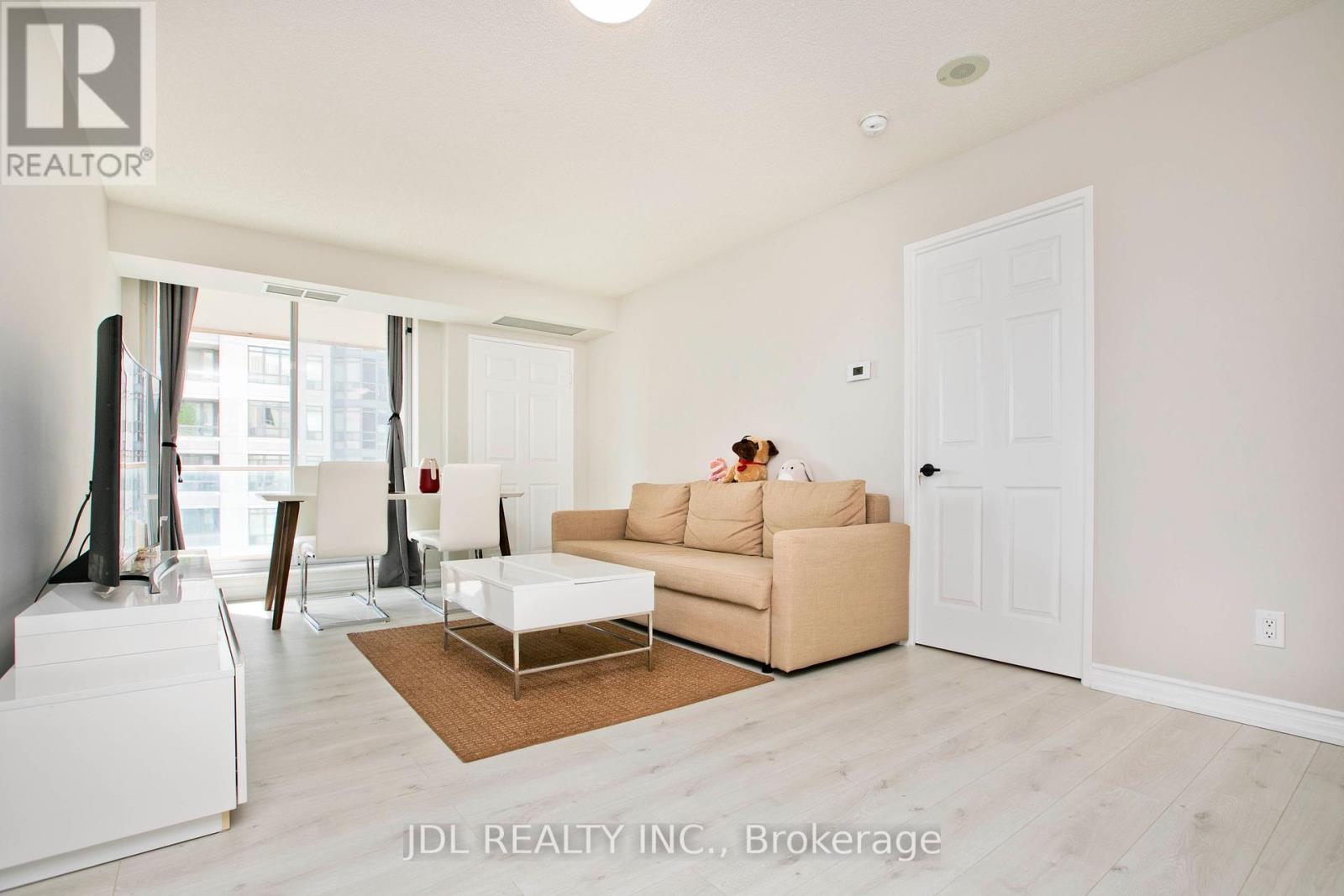 Photo 6 of 2209 35 Empress Avenue, Toronto ON