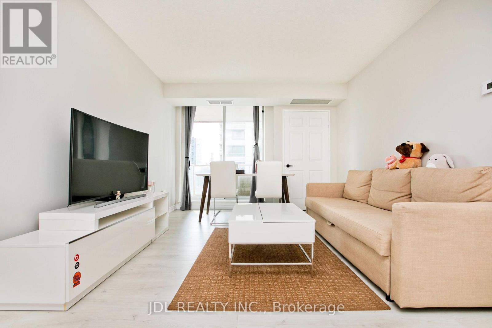Photo 9 of 2209 35 Empress Avenue, Toronto ON